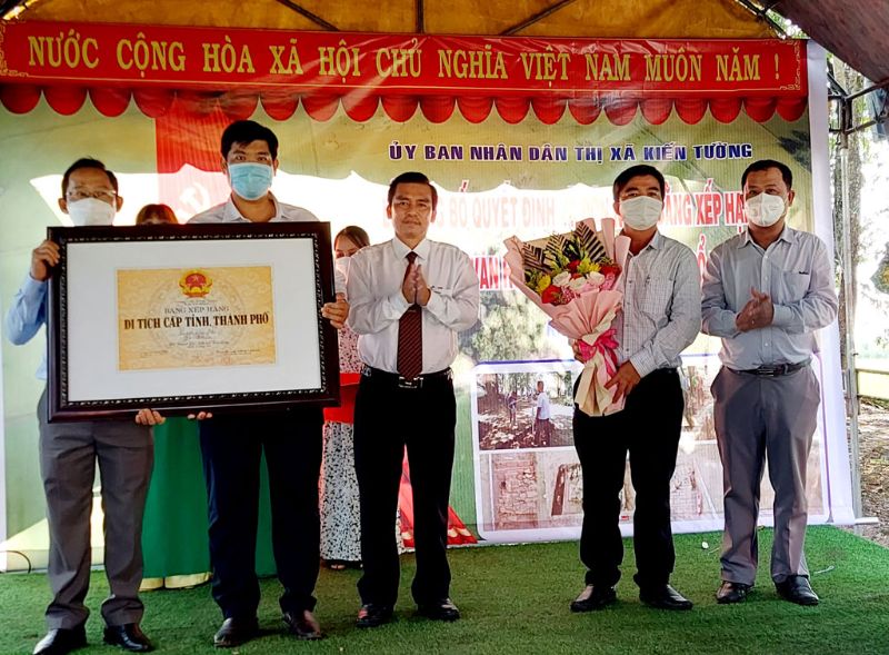 Di tích khảo cổ học Gò Chùa