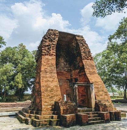 Vinh Hung Ancient Tower - Bac Lieu